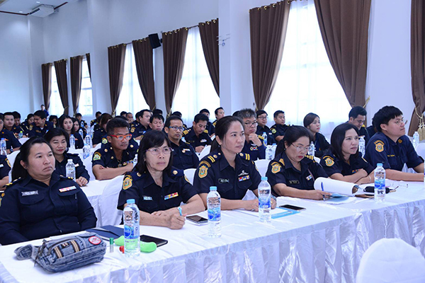 ติวเข้มสารวัตรเกษตรฯ ทั่วประเทศ ก่อนมีมติแบน 3 สาร