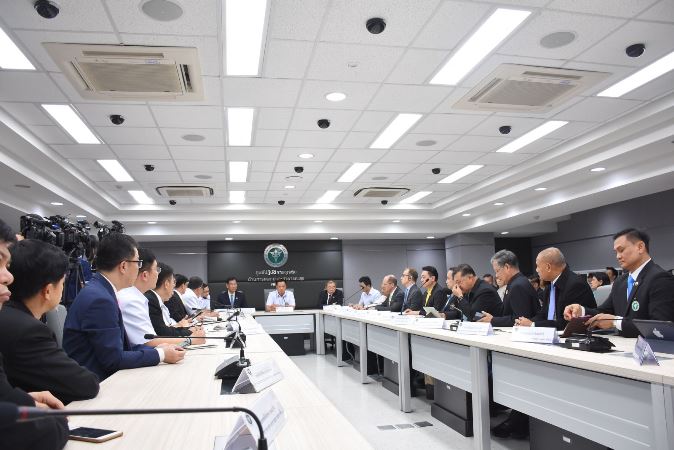 โคโรนาไวรัสสายพันธุ์ใหม่ช่วงเทศกาลตรุษจีน