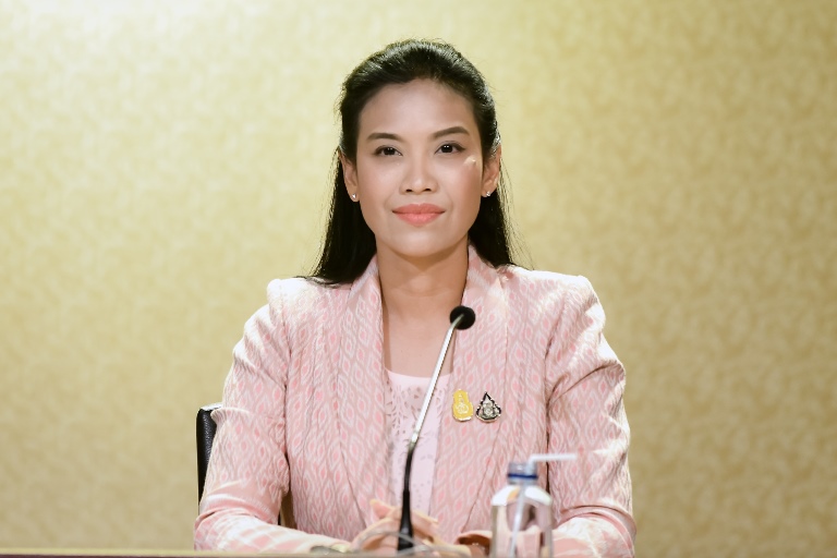ย้ำรัฐบาลลุยส่งเสริม ฮาลาลไทย สู่ ASEAN Halal Hub ภายในปี 2571 ตั้งเป้า ภายใน 5 ปี จ้างงานเพิ่ม 1 แสนคนต่อปี จัดงาน Kick off การส่งเสริมและพัฒนาอุตสาหกรรมฮาลาลไทย